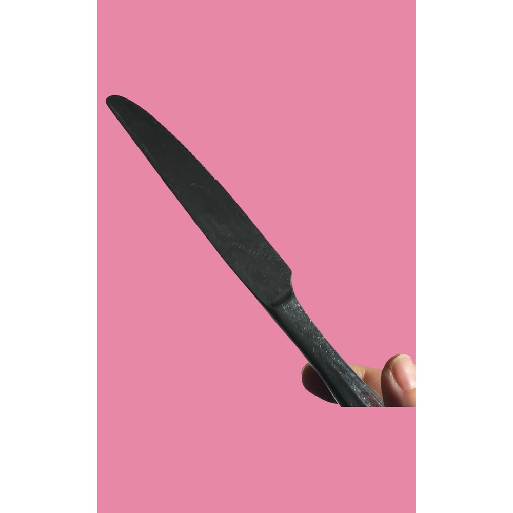 Mikasa Steak Knives Lot of 12 Stainless Steel Serrated Dinner Knives Flatware - Picture 10 of 11